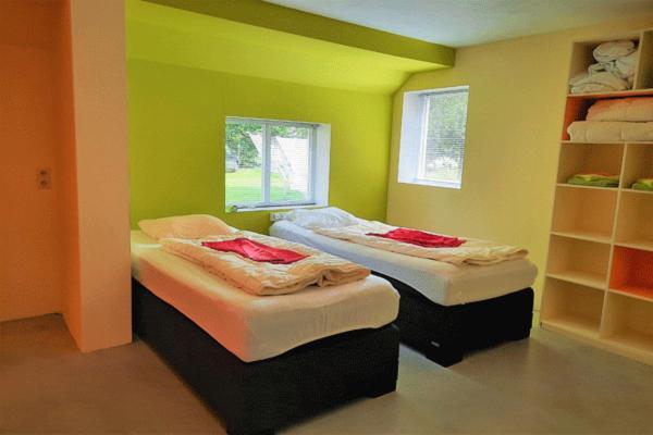 Vakantiehuis Met Jacuzzi 4 Personen Giethoorn Exterior photo